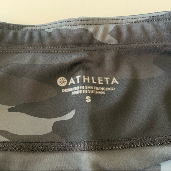 Athleta camo contender 7/8 tight size small - Picture 3 of 11